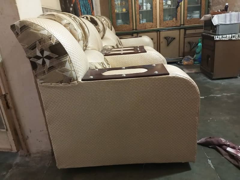 6 seat new sofa set  not used 3