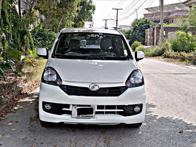 Daihatsu Mira 2014 1