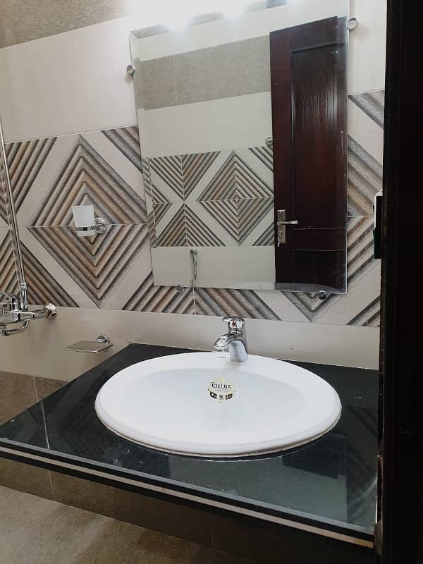 BRAND NEW 5 MARLA HOUSE FOR RENT IN BAHRIA TOWN LAHORE 13