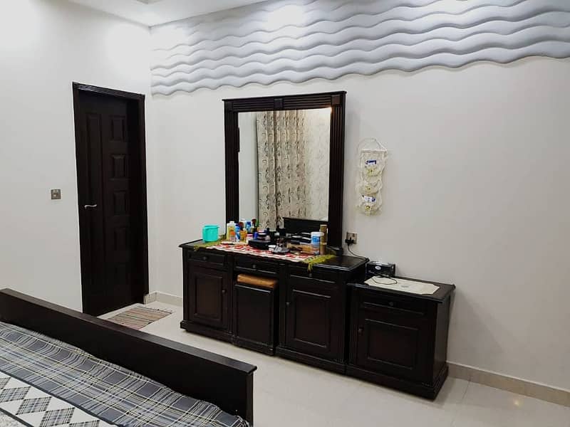 10 MARLA UPPER PORTION FOR RENT IN BAHRIA TOWN LAHORE 6