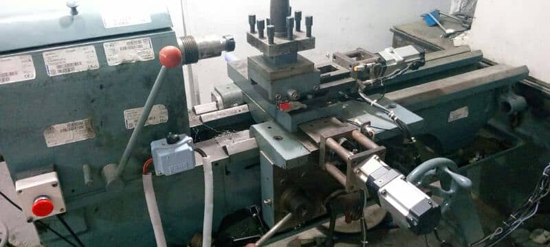 CNC lathe machine 3