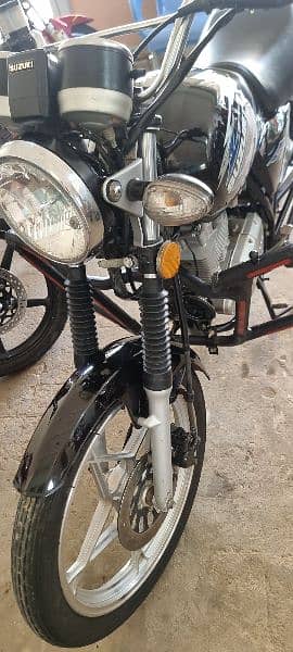 SUZUKI GS150 SE 2022 8