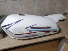 honda 125 white tanks 03322768005 whatsaap number 03353064261