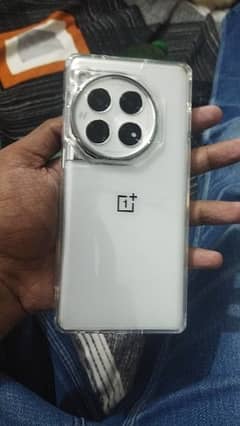 OnePlus 12 24gb ram 1TB storage non pta Physical dual sim 4 month time