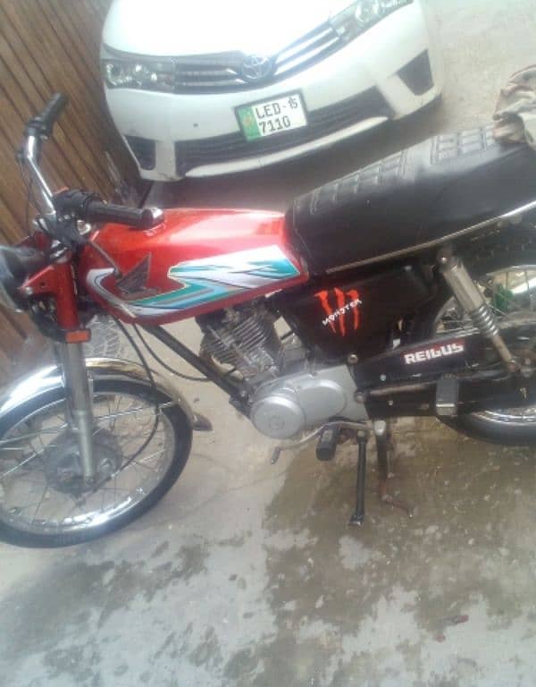 Honda 125 fual tank 3