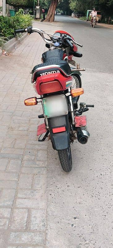 Honda CD 70 Dream 0