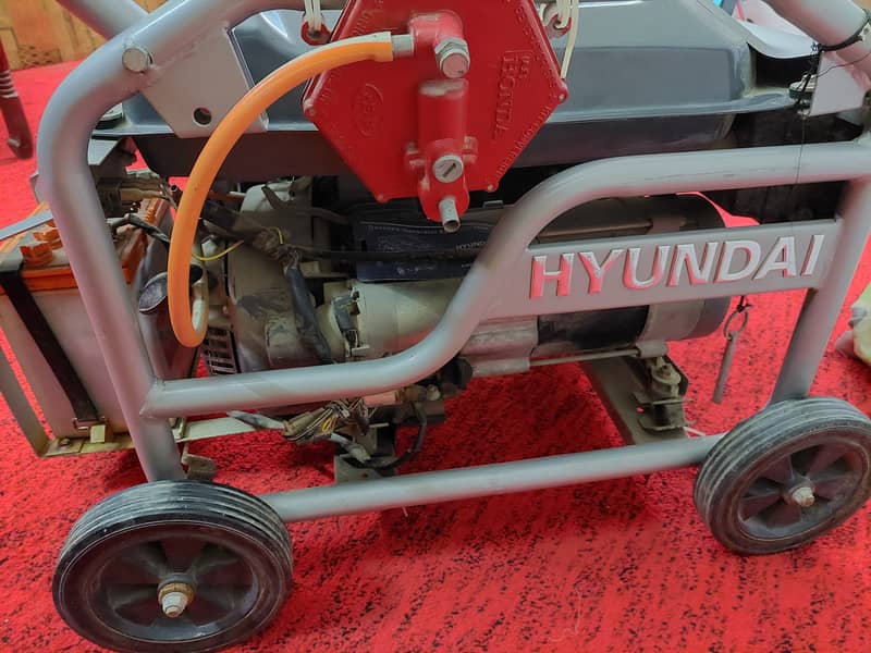 Hyundai generator 3.2 KV in best condition 7