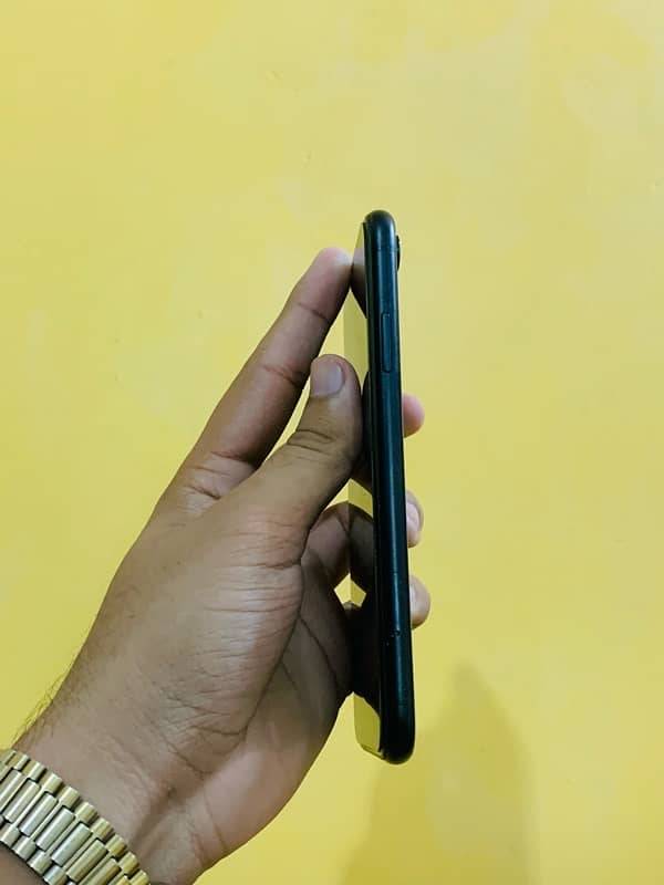 i phone xr 128gb factory unlock 2