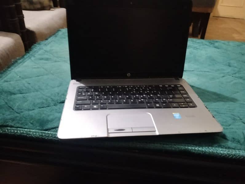 hp ded laptop four Sall  all  parts 0