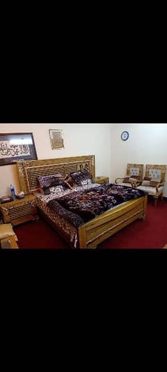 King Size Bed+ 2 Side Tables +dressing Table