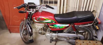 Honda cd 70 2022 RED Karachi number 03702632202