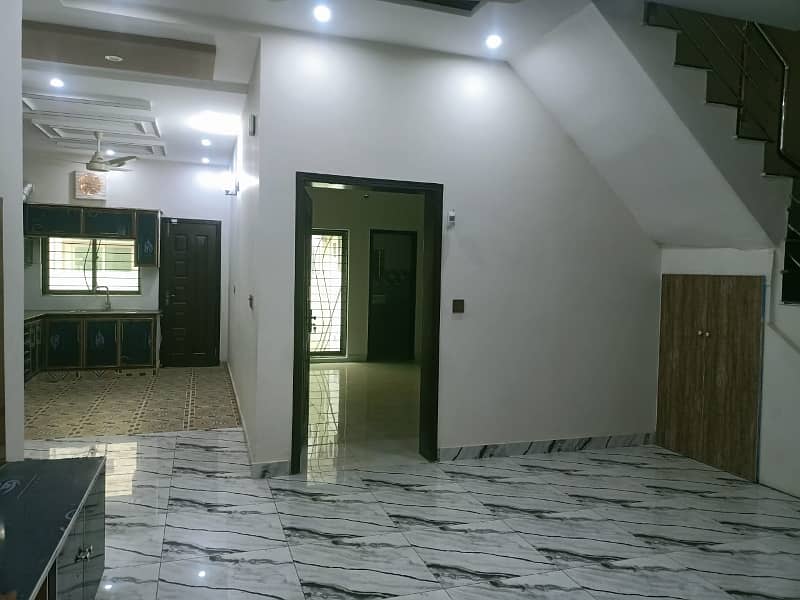 1 KANAL LOWER PORTION LOCK UPPOER PORTION HOUSE FOR RENT IN BAHRIA TOWN LAHORE 8