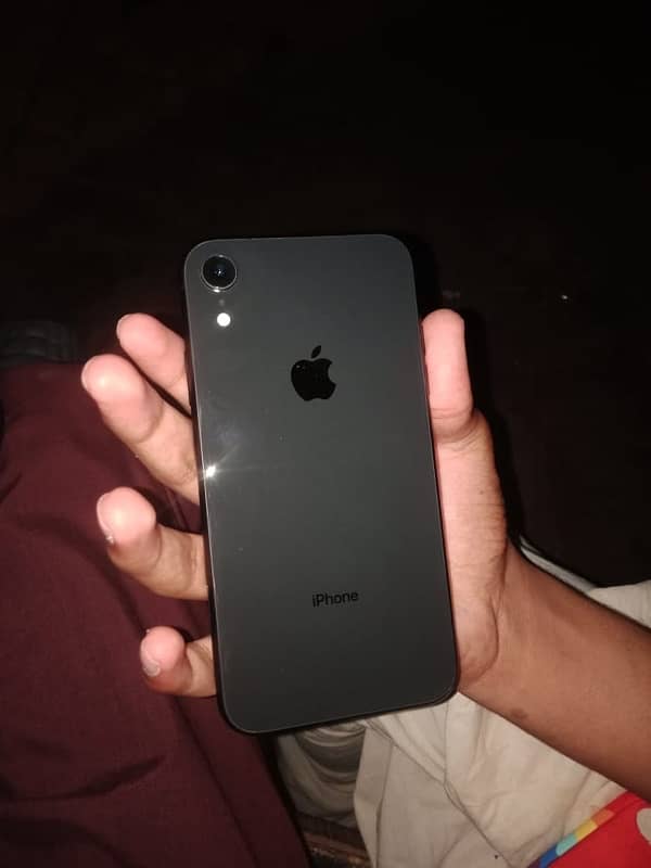 IPhone XR 6