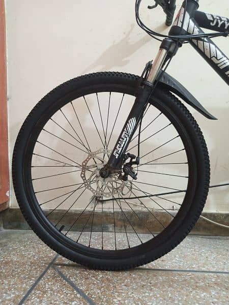 26 INCH IMPORTED GEAR CYCLE 6 MONTHS USED URGENT SALE 03265153155 15