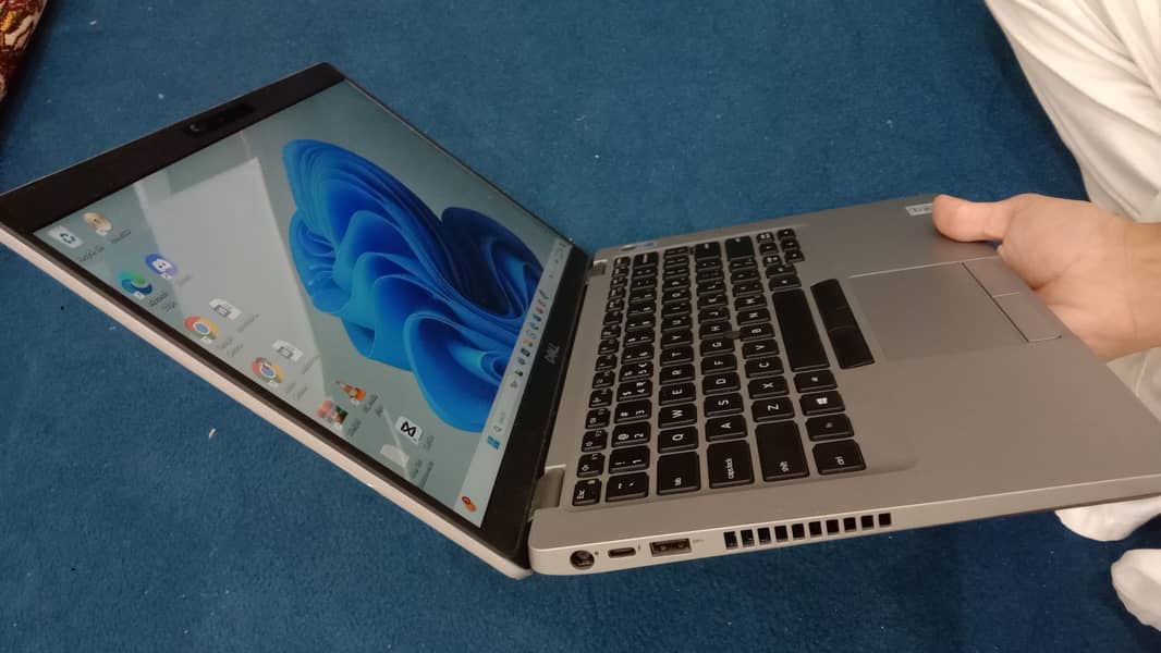 Dell Corei7 10 Generation 3