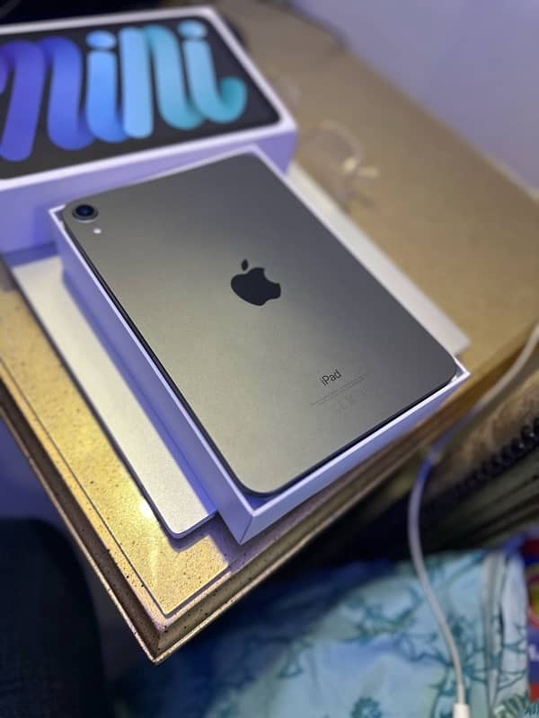 ipad Mini space gray 1