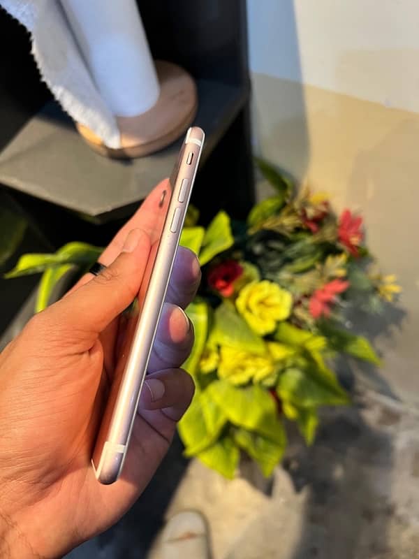 iPhone 7 128 Gb PTA approved 1