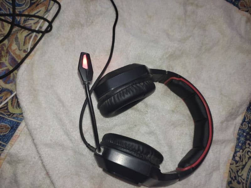 Gaming headphones branded import from USA 2