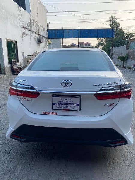 Toyota Corolla Altis 2022 1:6 auto 14