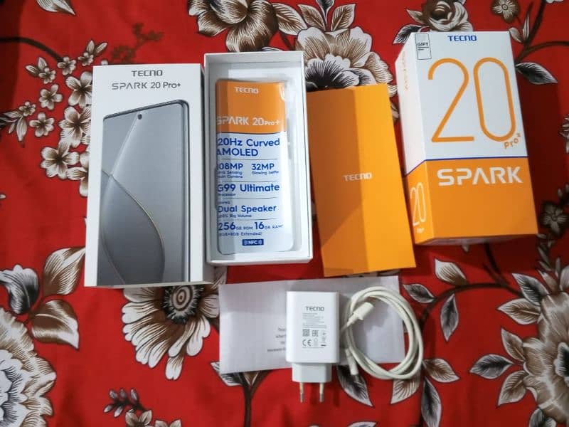 TECNO SPARK 20 PRO PLUS 8