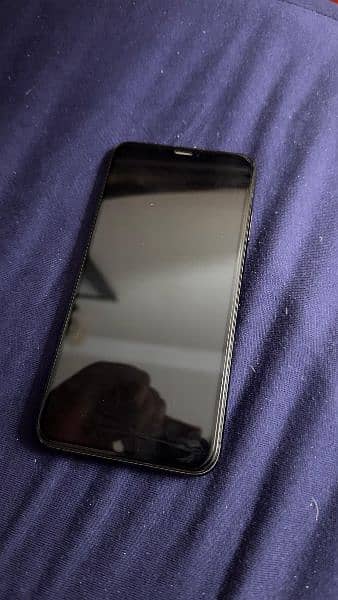 Iphone Xs max 256gb NON PTA 4