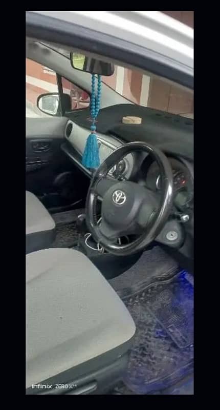 Toyota Vitz 2012 register 2016 4