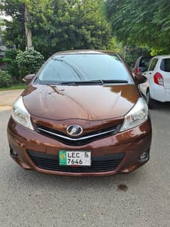 Toyota Vitz jawela 2012/2016 register