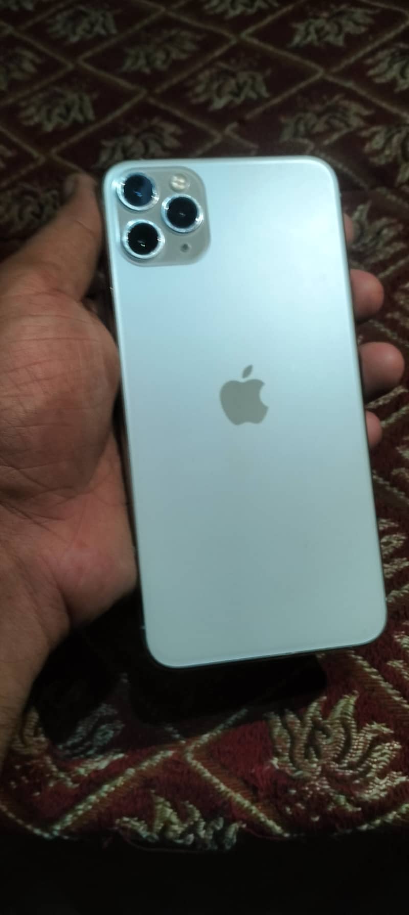 iphone 11 pro max 1