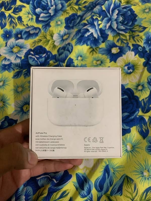 Apple Original AirPods Pro for sale with original box 3