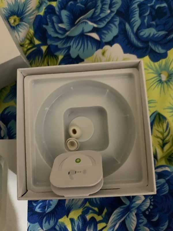 Apple Original AirPods Pro for sale with original box 9