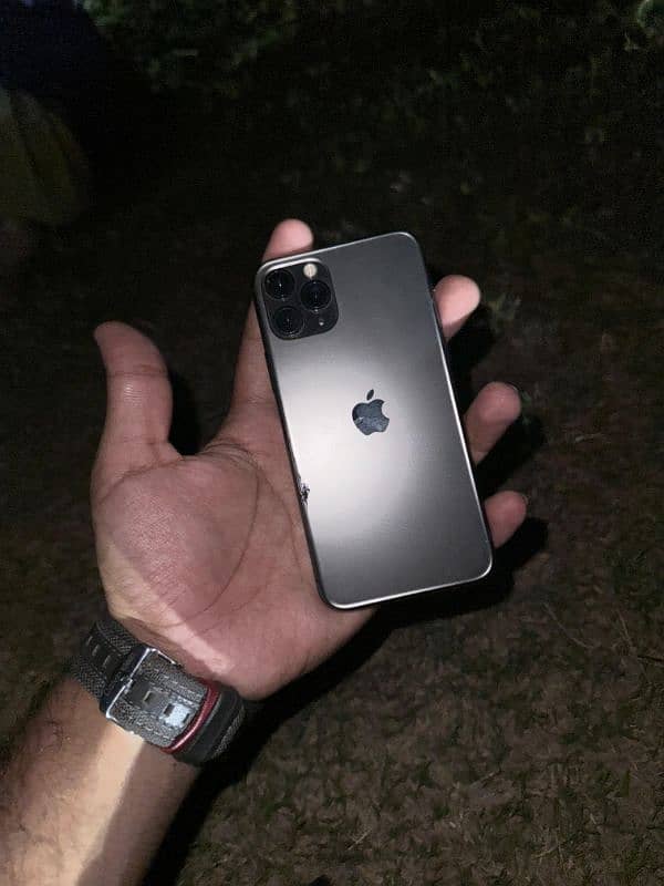 iphone 11 pro 1