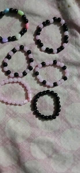 HAND BRACELETS AND JEWELLERY 0