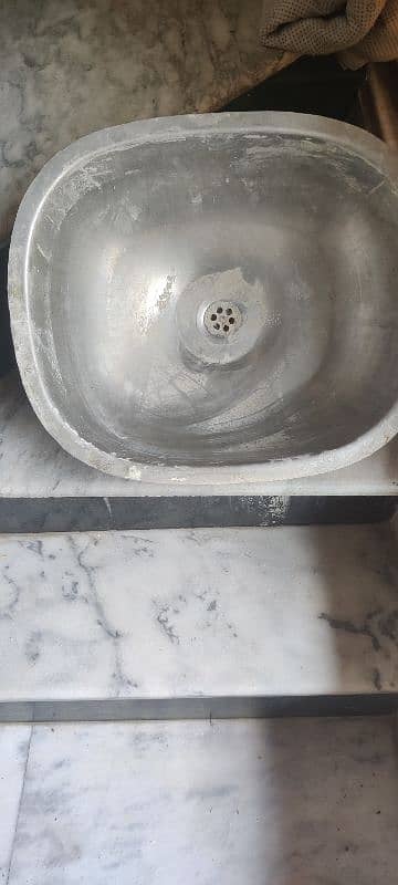 Kitchen sink 1