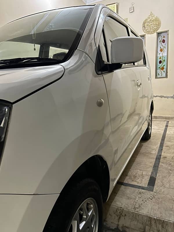 Suzuki Wagon R 2022 18