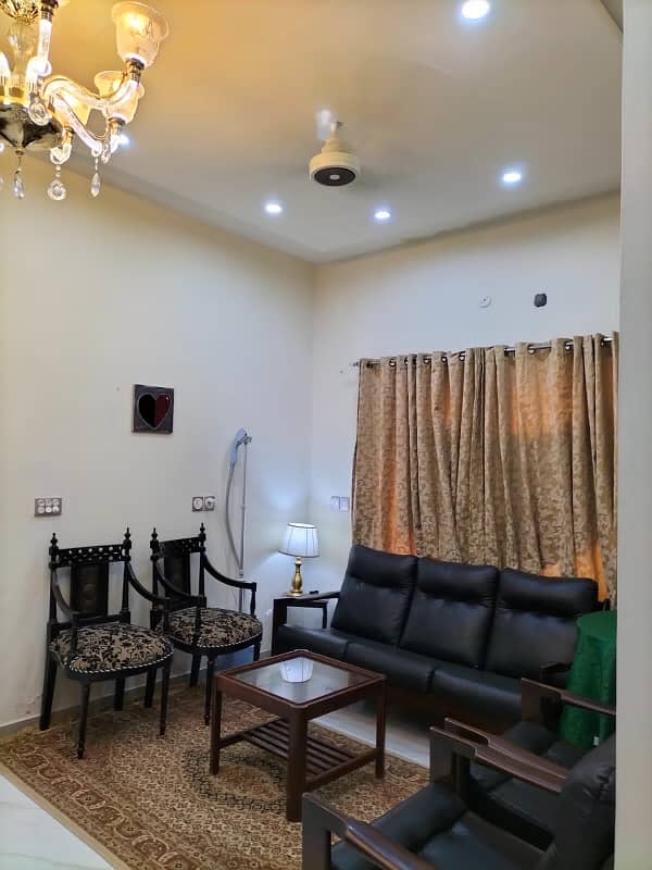 10 MARLA HOUSE FOR RENT IN BAHRIA TOWN LAHORE 8