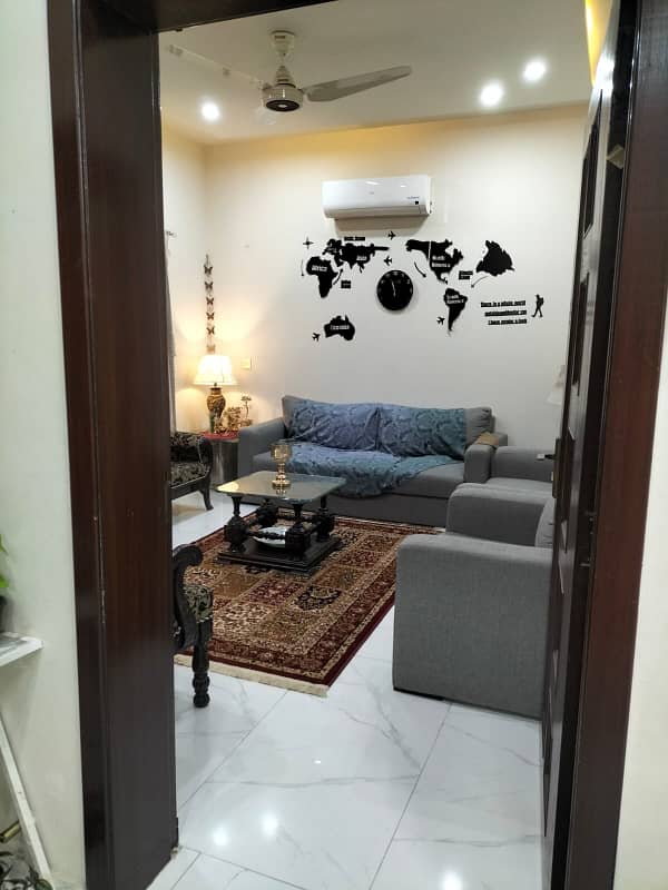 10 MARLA HOUSE FOR RENT IN BAHRIA TOWN LAHORE 17