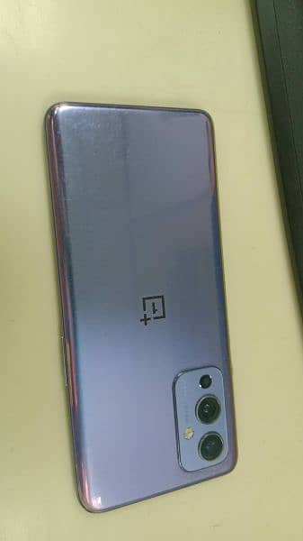 OnePlus 9 3