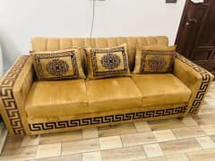 6 seater sofa 2 months used