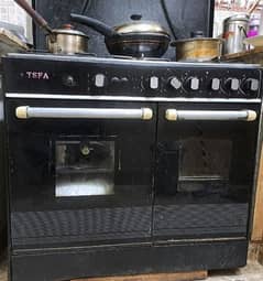 Kitchen stove with Oven