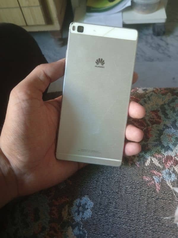 Huawei P8 3