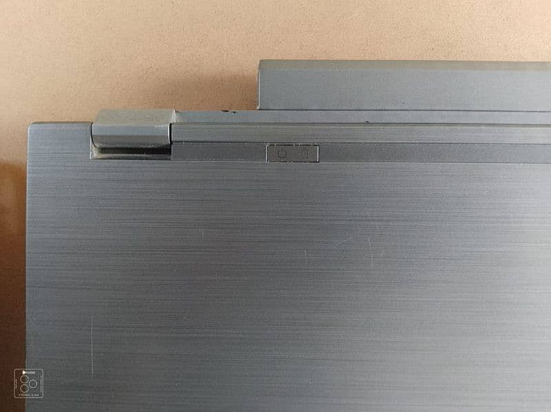 Dell Latitude E6510 8