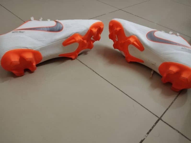 Nike Mercurial Football Shoes for Sale 2