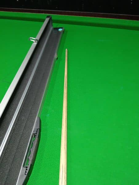 master tournament cue power full stroke  2 month use 3