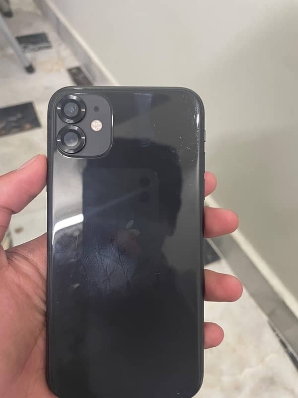 iphone 11 jv 64 gb 10/9 condition 3