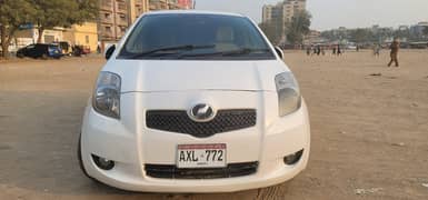 Toyota Vitz 2007