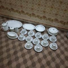 DINNER SET 95 PCS