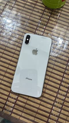 iphone X , 64 gb , pta approved