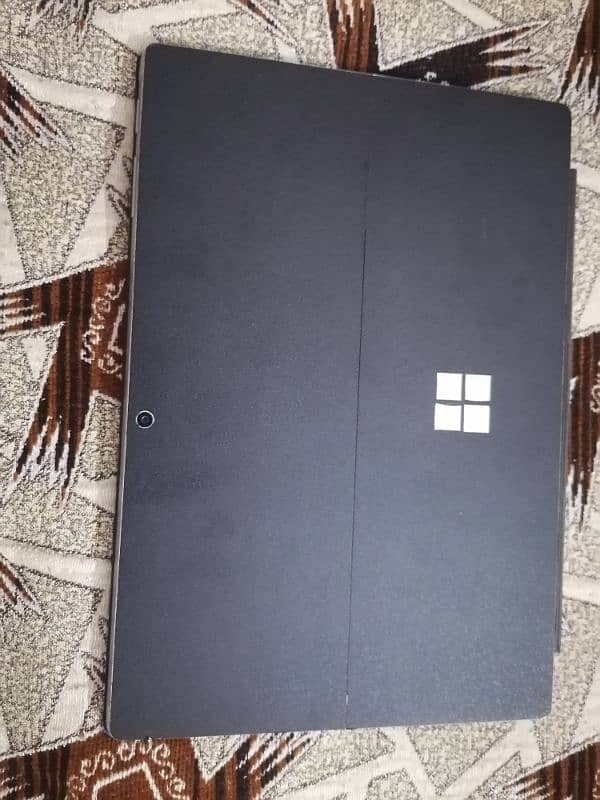 Microsoft Surface 4Pro 1