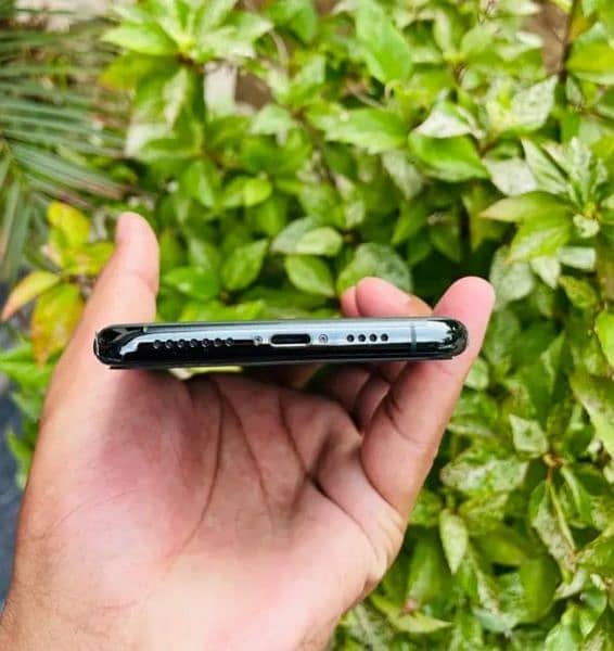 iphone 11 pro max PTA aprvd 4