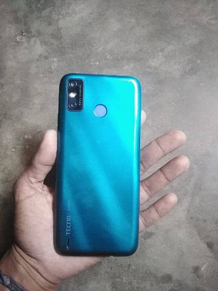 Tecno spark 6 go 2gb 32gb 4